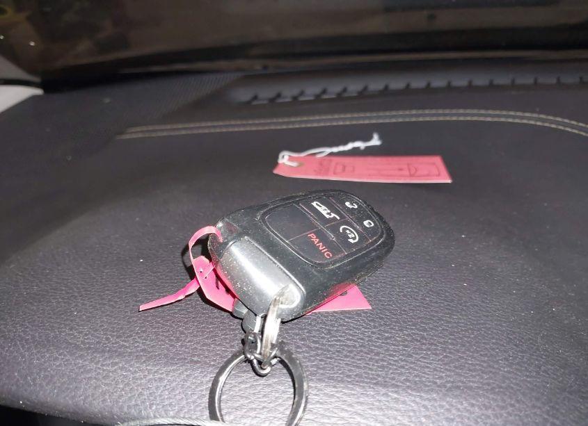 Photo 11 of 2017 Jeep Cherokee LATITUDE 4X4 (VIN 1C4PJMCB3HD213870)