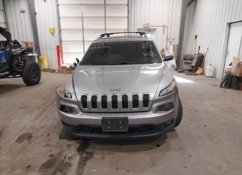 Photo 12 of 2017 Jeep Cherokee LATITUDE 4X4 (VIN 1C4PJMCB3HD213870)