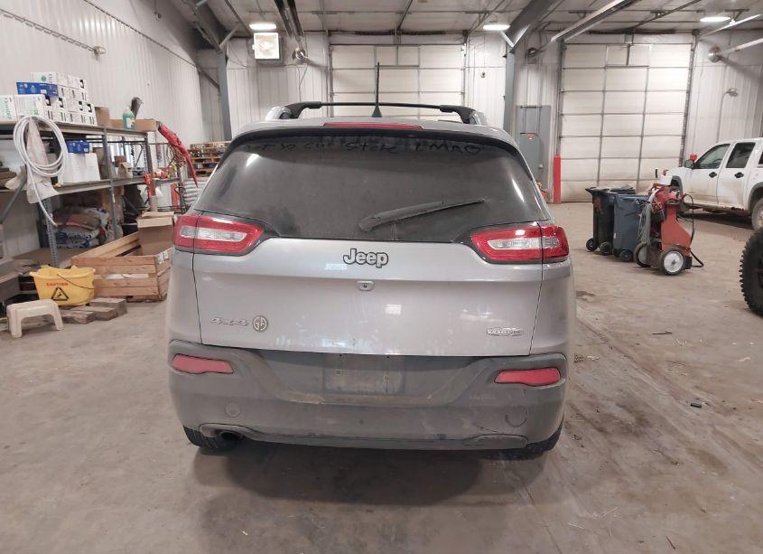 Photo 16 of 2017 Jeep Cherokee LATITUDE 4X4 (VIN 1C4PJMCB3HD213870)