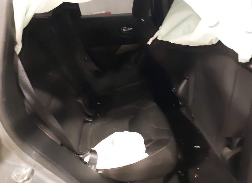 Photo 8 of 2017 Jeep Cherokee LATITUDE 4X4 (VIN 1C4PJMCB3HD213870)