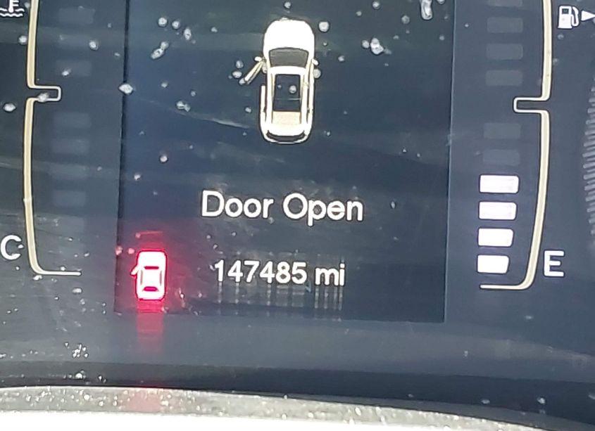 Photo 16 of 2017 Jeep Cherokee LATITUDE 4X4 (VIN 1C4PJMCB3HW513395)