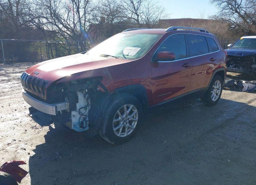 Photo 2 of 2017 Jeep Cherokee LATITUDE 4X4 (VIN 1C4PJMCB3HW513395)