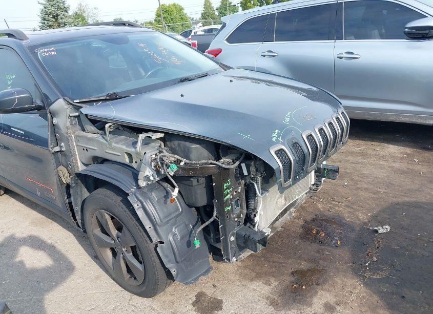 Photo 6 of 2017 Jeep Cherokee 75TH ANNIVERSARY EDITION 4X4 (VIN 1C4PJMCB3HW565481)