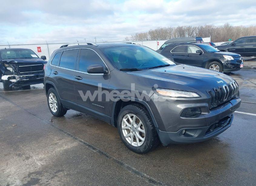 2017 Jeep Cherokee LATITUDE 4X4 (VIN 1C4PJMCB3HW570714) main photo
