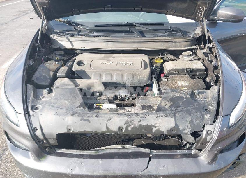 Photo 10 of 2017 Jeep Cherokee LATITUDE 4X4 (VIN 1C4PJMCB3HW570714)