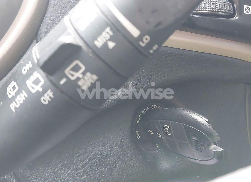 Photo 11 of 2017 Jeep Cherokee LATITUDE 4X4 (VIN 1C4PJMCB3HW570714)