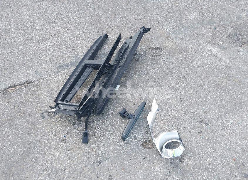 Photo 12 of 2017 Jeep Cherokee LATITUDE 4X4 (VIN 1C4PJMCB3HW570714)