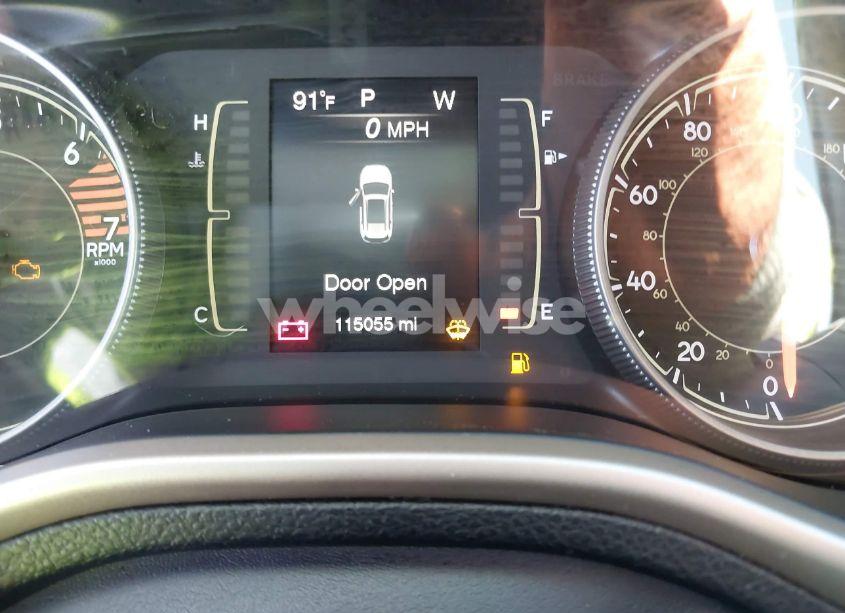 Photo 15 of 2017 Jeep Cherokee LATITUDE 4X4 (VIN 1C4PJMCB3HW605381)