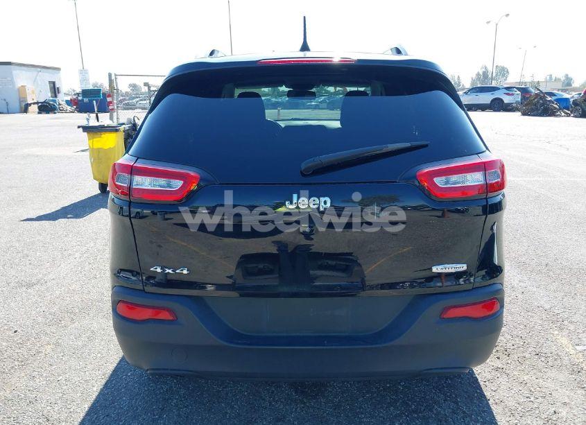 Photo 16 of 2017 Jeep Cherokee LATITUDE 4X4 (VIN 1C4PJMCB3HW605381)