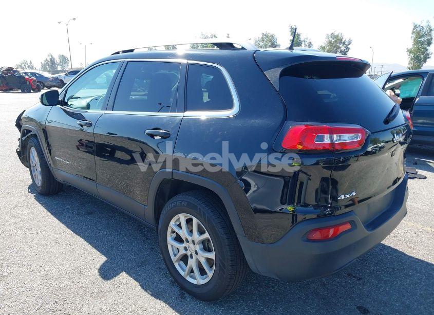 Photo 3 of 2017 Jeep Cherokee LATITUDE 4X4 (VIN 1C4PJMCB3HW605381)