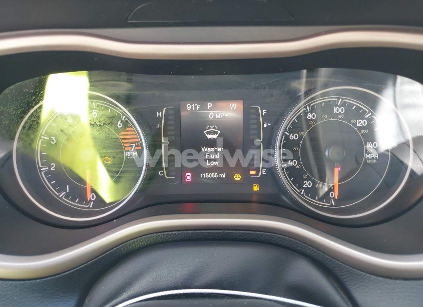 Photo 7 of 2017 Jeep Cherokee LATITUDE 4X4 (VIN 1C4PJMCB3HW605381)