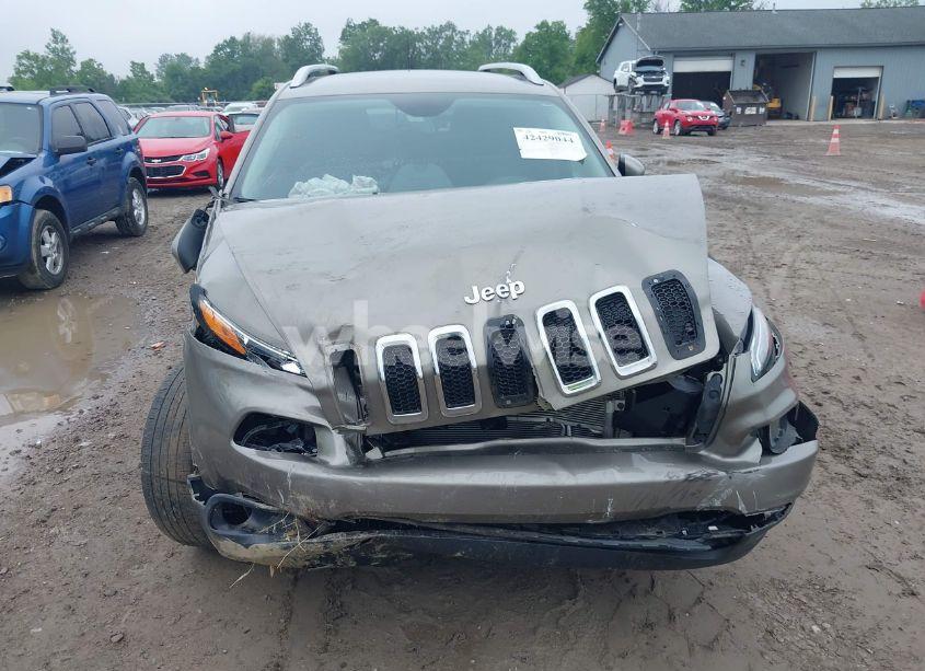 Photo 11 of 2017 Jeep Cherokee LATITUDE 4X4 (VIN 1C4PJMCB3HW657318)
