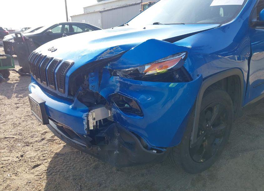 Photo 12 of 2018 Jeep Cherokee LATITUDE (VIN 1C4PJMCB3JD572299)