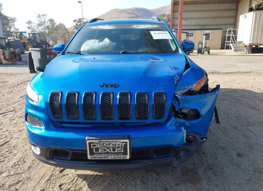 Photo 13 of 2018 Jeep Cherokee LATITUDE (VIN 1C4PJMCB3JD572299)