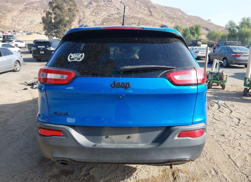 Photo 17 of 2018 Jeep Cherokee LATITUDE (VIN 1C4PJMCB3JD572299)