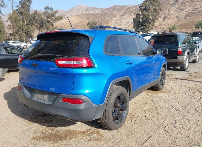 Photo 4 of 2018 Jeep Cherokee LATITUDE (VIN 1C4PJMCB3JD572299)