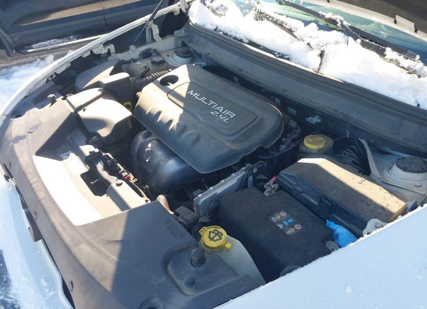 Photo 10 of 2014 Jeep Cherokee LATITUDE (VIN 1C4PJMCB4EW141335)