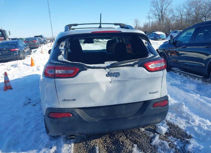 Photo 6 of 2014 Jeep Cherokee LATITUDE (VIN 1C4PJMCB4EW141335)