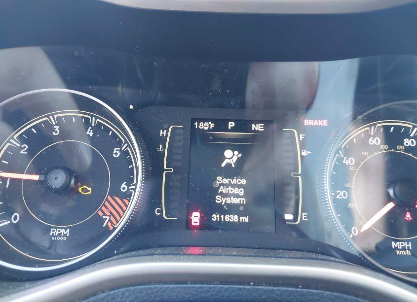 Photo 7 of 2014 Jeep Cherokee LATITUDE (VIN 1C4PJMCB4EW141335)