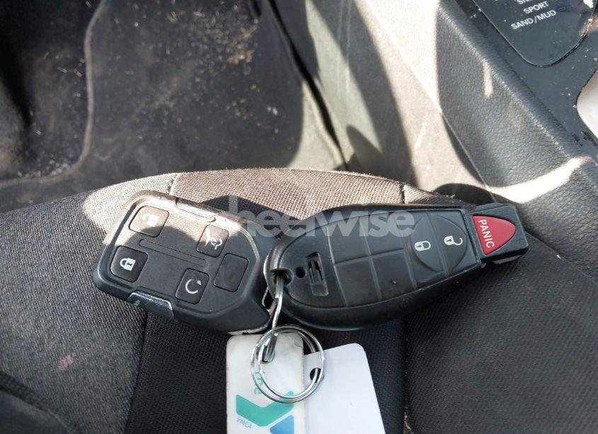 Photo 11 of 2014 Jeep Cherokee LATITUDE (VIN 1C4PJMCB4EW162489)