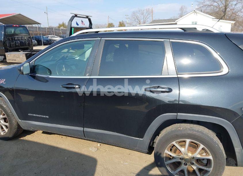 Photo 15 of 2014 Jeep Cherokee LATITUDE (VIN 1C4PJMCB4EW162489)