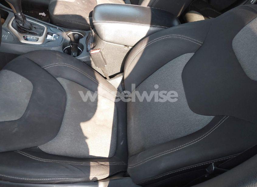 Photo 20 of 2014 Jeep Cherokee LATITUDE (VIN 1C4PJMCB4EW162489)