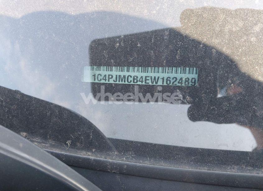 Photo 9 of 2014 Jeep Cherokee LATITUDE (VIN 1C4PJMCB4EW162489)