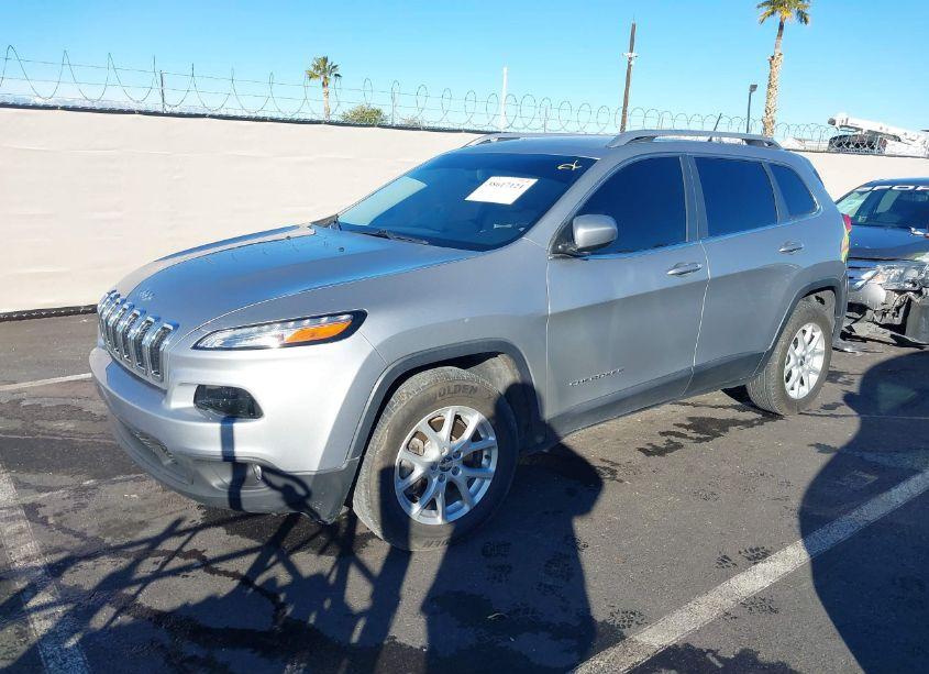Photo 2 of 2014 Jeep Cherokee LATITUDE (VIN 1C4PJMCB4EW227499)