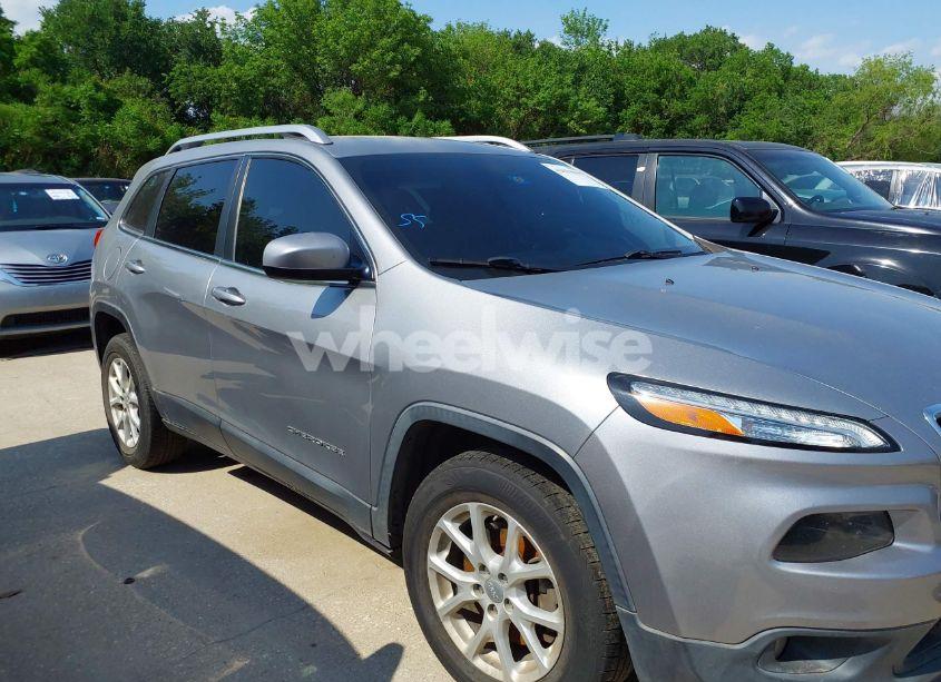 Photo 13 of 2014 Jeep Cherokee LATITUDE (VIN 1C4PJMCB4EW315520)