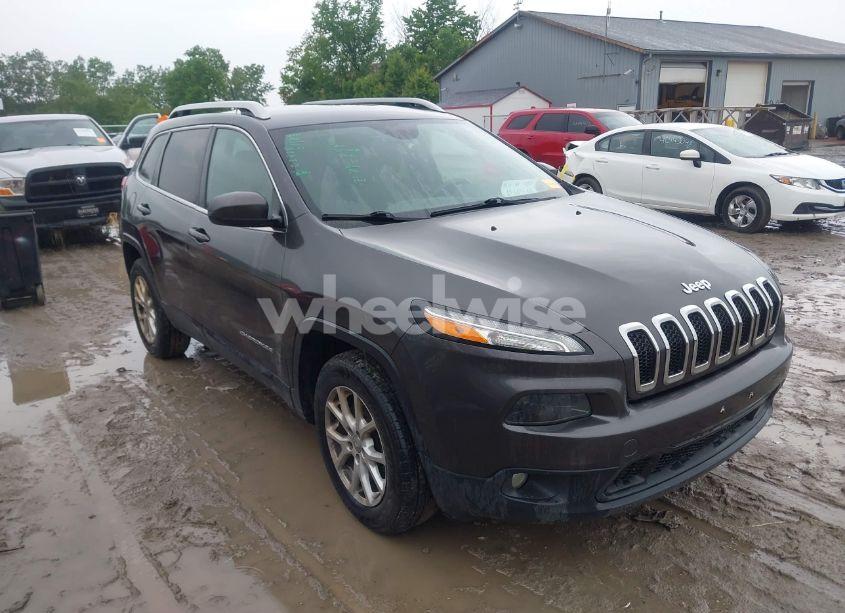 2015 Jeep Cherokee LATITUDE (VIN 1C4PJMCB4FW522703) main photo