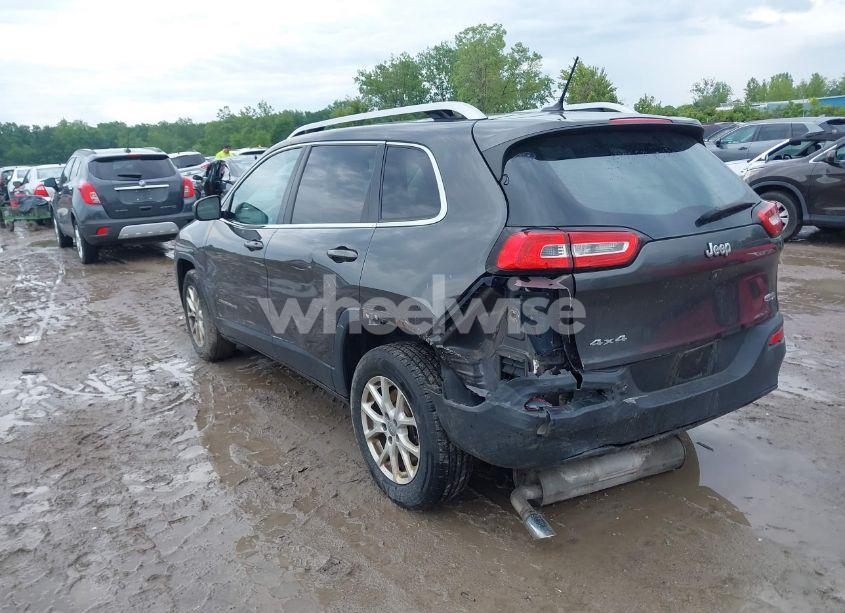 Photo 3 of 2015 Jeep Cherokee LATITUDE (VIN 1C4PJMCB4FW522703)