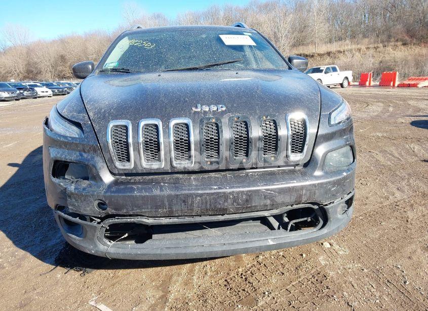 Photo 12 of 2015 Jeep Cherokee LATITUDE (VIN 1C4PJMCB4FW546452)
