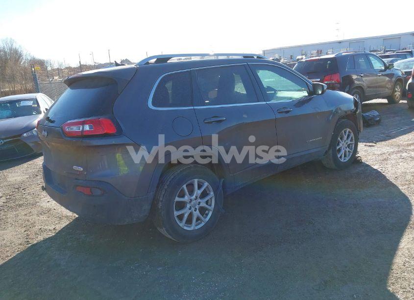 Photo 4 of 2015 Jeep Cherokee LATITUDE (VIN 1C4PJMCB4FW546452)