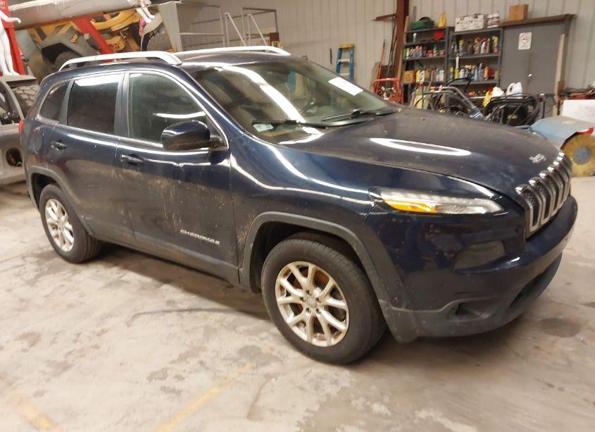 2015 Jeep Cherokee LATITUDE (VIN 1C4PJMCB4FW624728) main photo