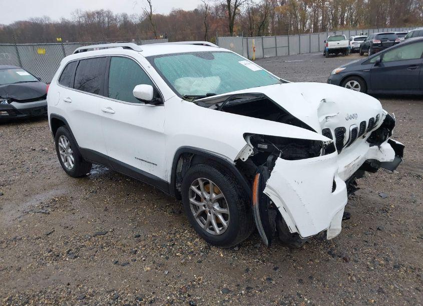 2015 Jeep Cherokee LATITUDE (VIN 1C4PJMCB4FW625734) main photo
