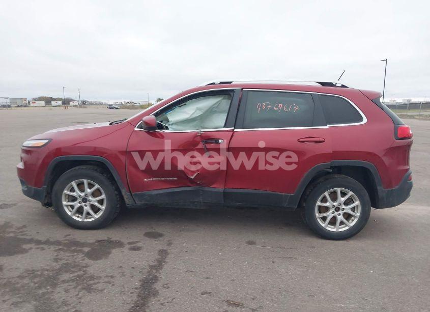 Photo 14 of 2015 Jeep Cherokee LATITUDE (VIN 1C4PJMCB4FW642307)