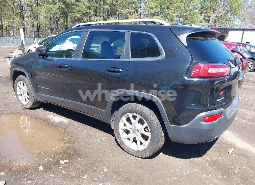 Photo 3 of 2015 Jeep Cherokee LATITUDE (VIN 1C4PJMCB4FW655073)