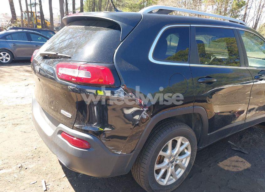 Photo 6 of 2015 Jeep Cherokee LATITUDE (VIN 1C4PJMCB4FW655073)