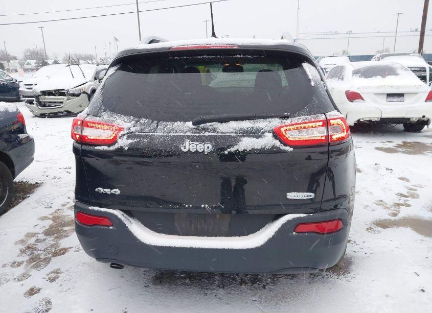 Photo 16 of 2015 Jeep Cherokee LATITUDE (VIN 1C4PJMCB4FW714767)