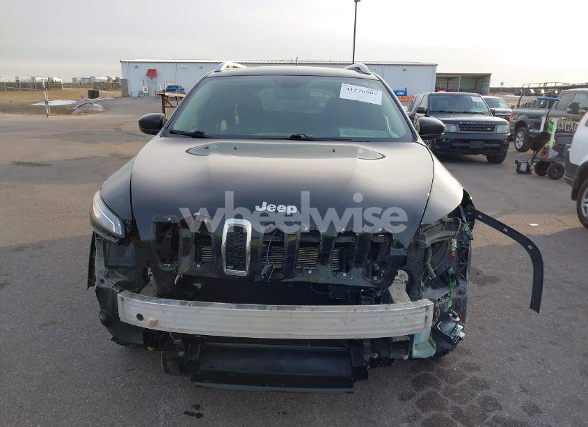 Photo 12 of 2015 Jeep Cherokee LATITUDE (VIN 1C4PJMCB4FW744030)