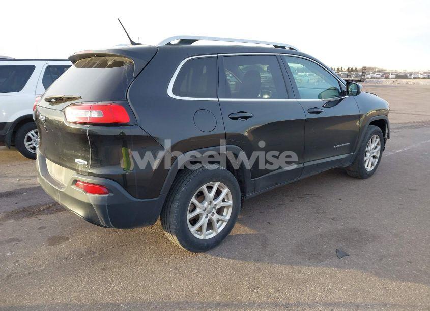 Photo 4 of 2015 Jeep Cherokee LATITUDE (VIN 1C4PJMCB4FW744030)