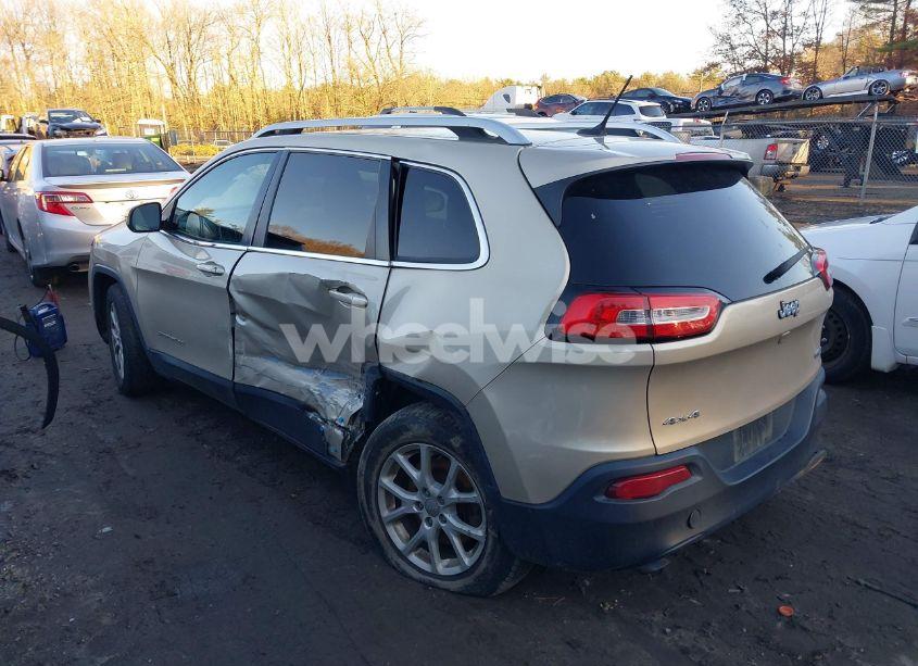 Photo 3 of 2015 Jeep Cherokee LATITUDE (VIN 1C4PJMCB4FW744478)