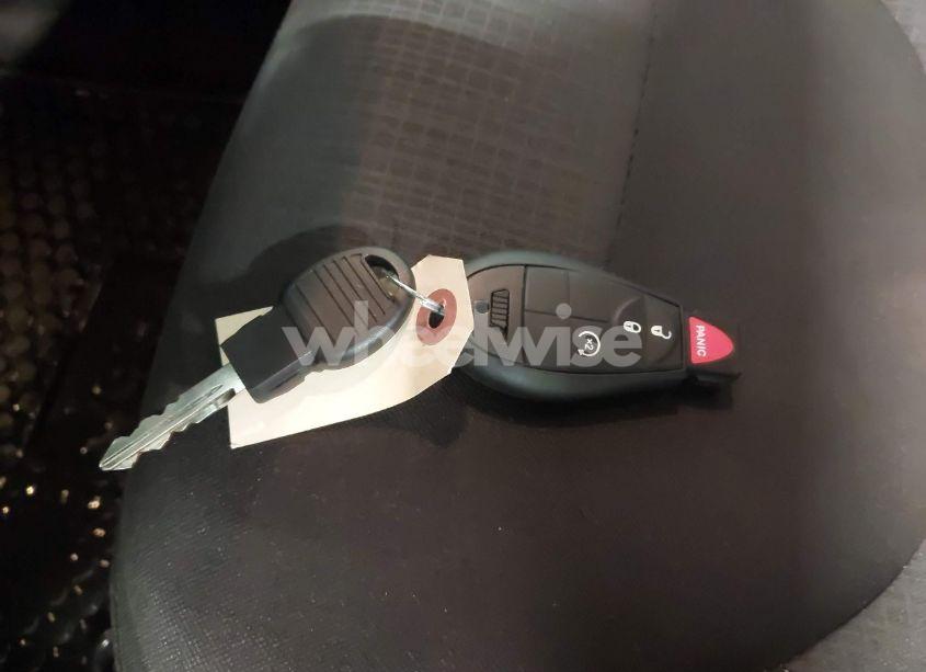 Photo 11 of 2015 Jeep Cherokee LATITUDE ALTITUDE (VIN 1C4PJMCB4FW750507)