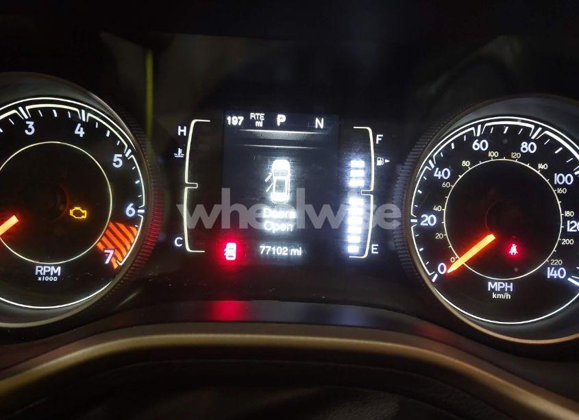 Photo 7 of 2015 Jeep Cherokee LATITUDE ALTITUDE (VIN 1C4PJMCB4FW750507)