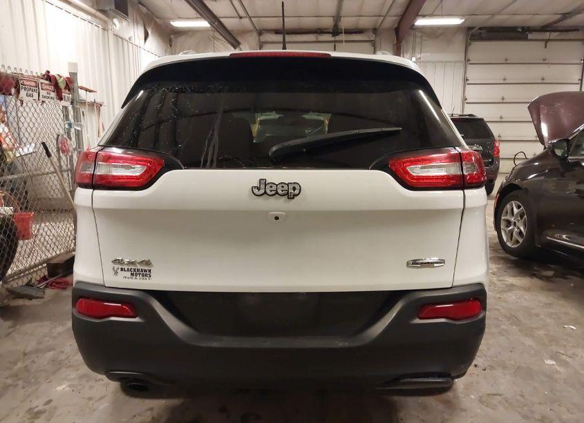 Photo 17 of 2015 Jeep Cherokee LATITUDE (VIN 1C4PJMCB4FW794457)