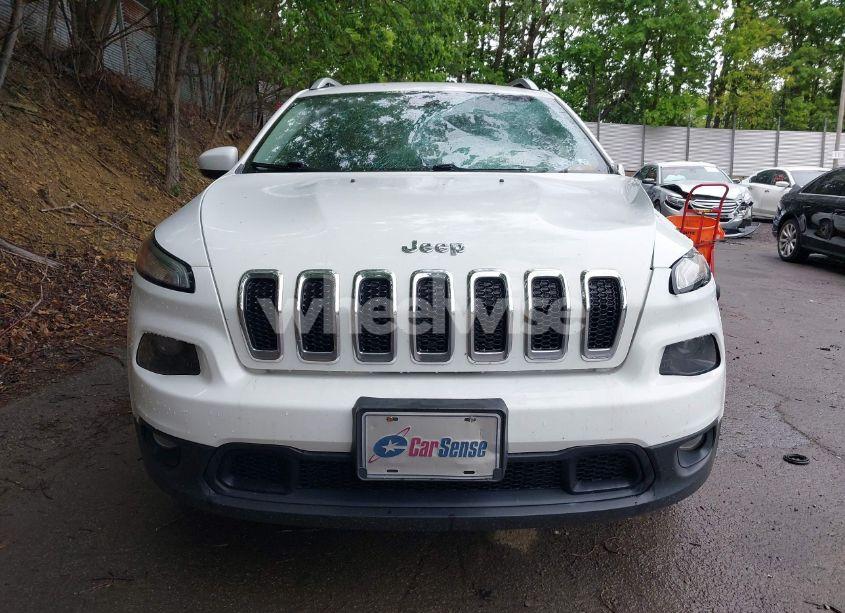 Photo 12 of 2016 Jeep Cherokee LATITUDE (VIN 1C4PJMCB4GW117832)
