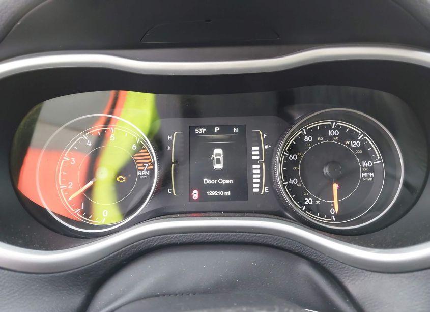 Photo 7 of 2016 Jeep Cherokee LATITUDE (VIN 1C4PJMCB4GW140009)