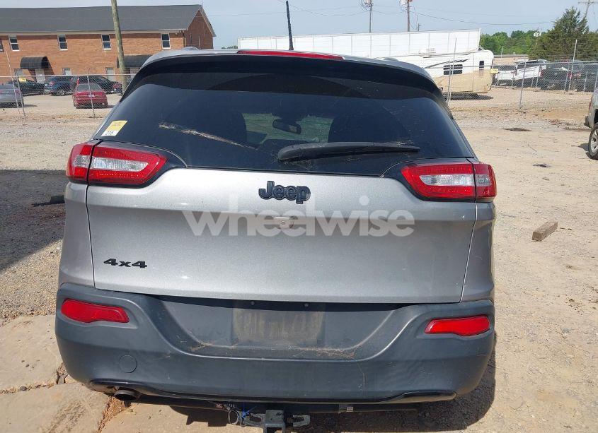 Photo 16 of 2016 Jeep Cherokee ALTITUDE (VIN 1C4PJMCB4GW182213)