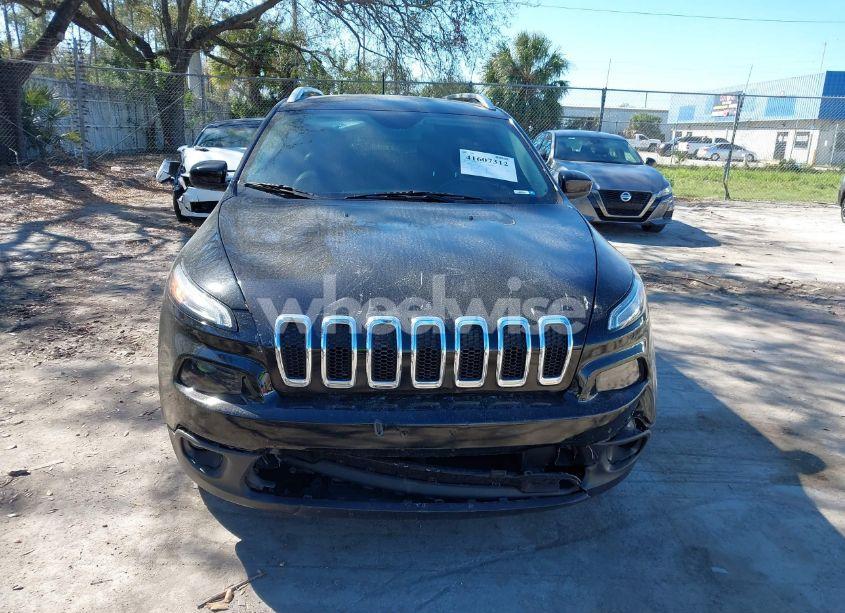 Photo 12 of 2017 Jeep Cherokee LATITUDE 4X4 (VIN 1C4PJMCB4HW575601)
