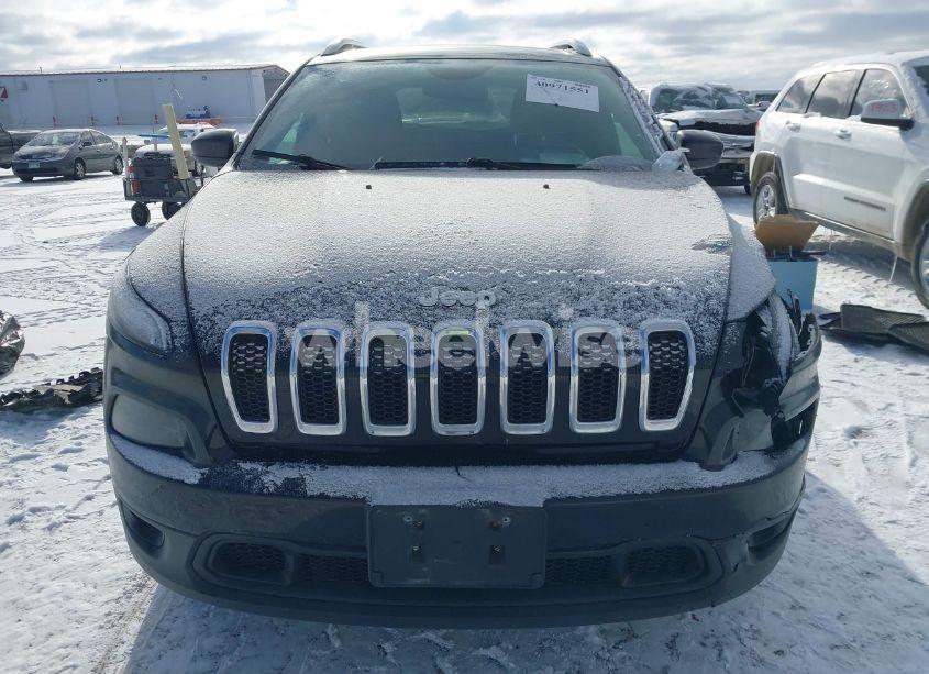 Photo 12 of 2017 Jeep Cherokee LATITUDE 4X4 (VIN 1C4PJMCB4HW605647)